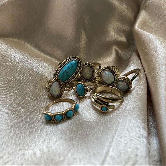Vintage Turquoise Ring Set - Picture 3 of 3